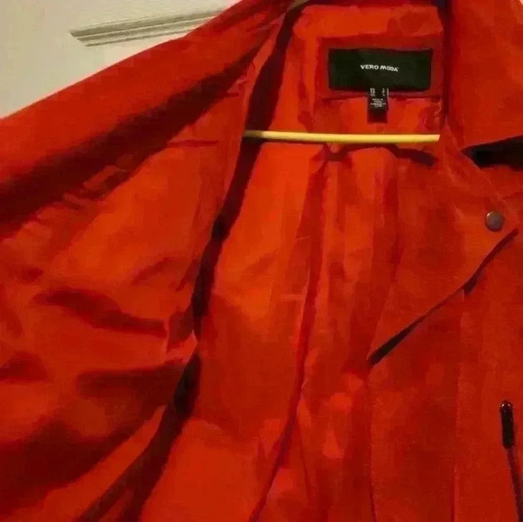 Vero Moda Suede Jacket. Beautiful Red. - Picture 4 of 12